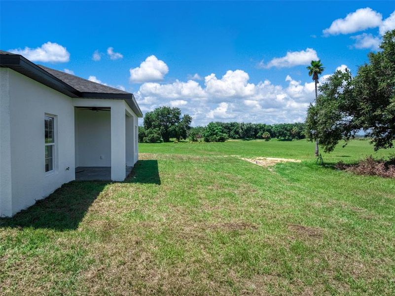 Exterior details and patio area of a home in , Sebring (Image 3).