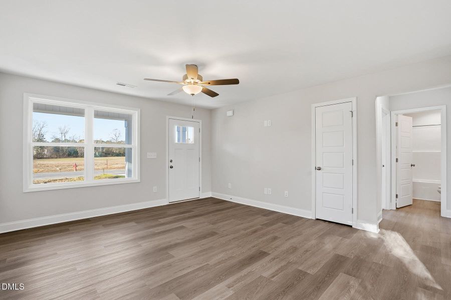 214 Rae St-14 214 Rae St-14