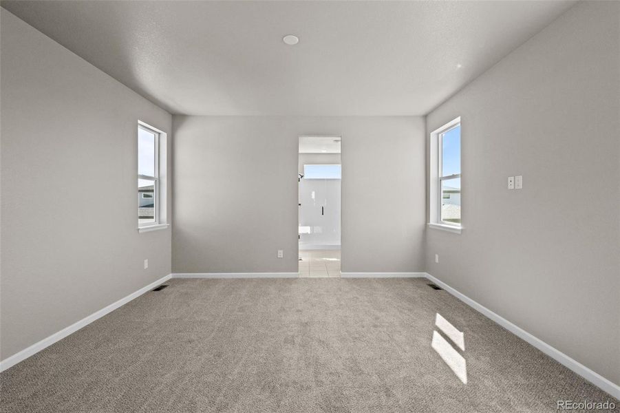 Spacious, unfurnished interior of a new home in Painted Prairie, Aurora (Image 22).