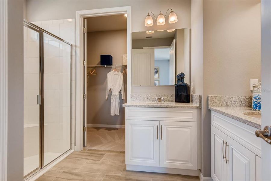 Furnished interior view inside a new home in Lakes of Mount Dora, Mount Dora (Image 8).