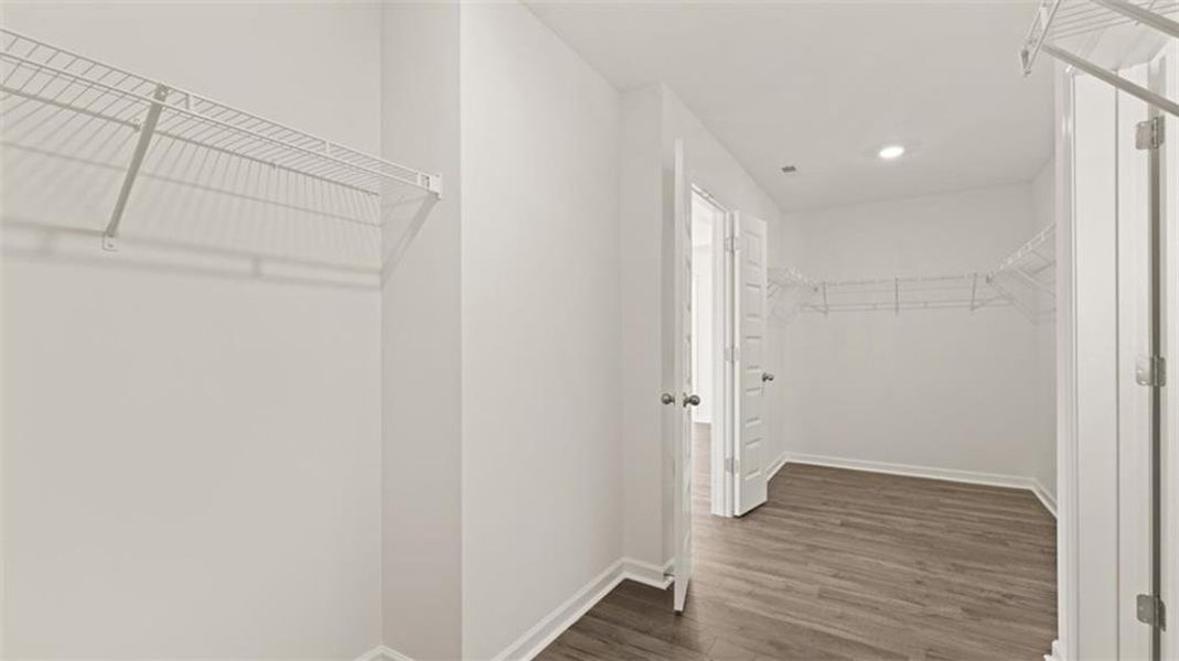 Spacious, unfurnished interior of a new home in Westland, Bogart (Image 22).