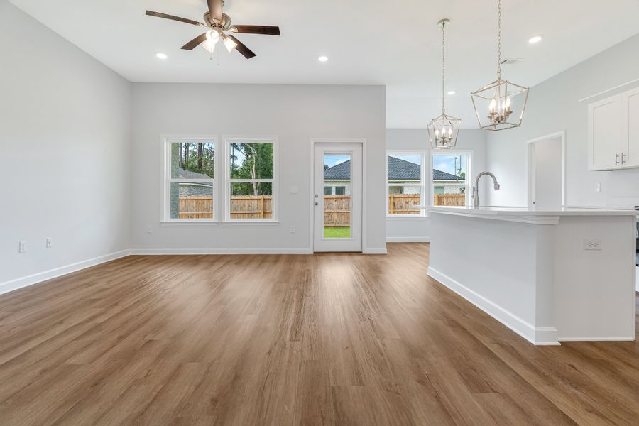 Spacious, unfurnished interior of a new home in , Crestview (Image 22).