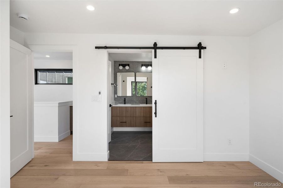 Image 16 of a home in .