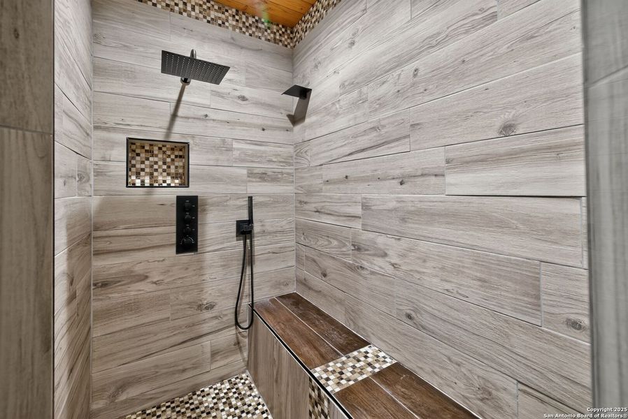 Image 30 of a home in . Image 30 of a home in .