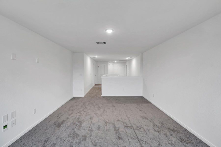Spacious, unfurnished interior of a new home in Escondido - Terrace Collection, Magnolia (Image 17).