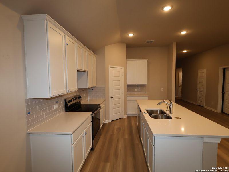 Furnished interior view inside a new home in Paloma Park, Converse (Image 9). Furnished interior view inside a new home in Paloma Park, Converse (Image 9).
