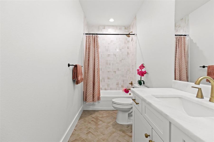 Furnished interior view inside a new home in , Tampa (Image 57).