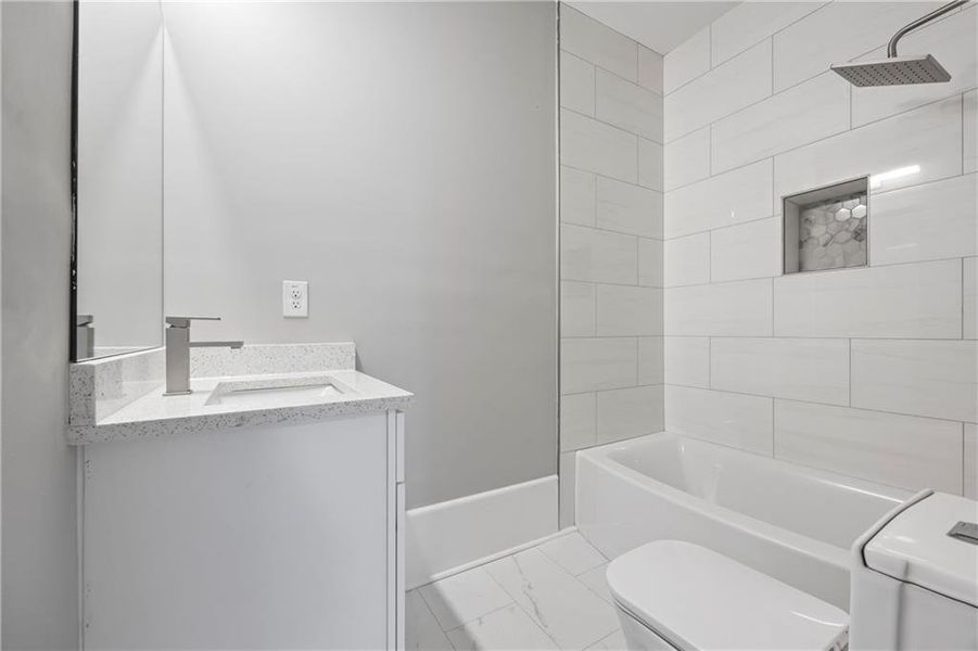 Furnished interior view inside a new home in , Fairburn (Image 4).