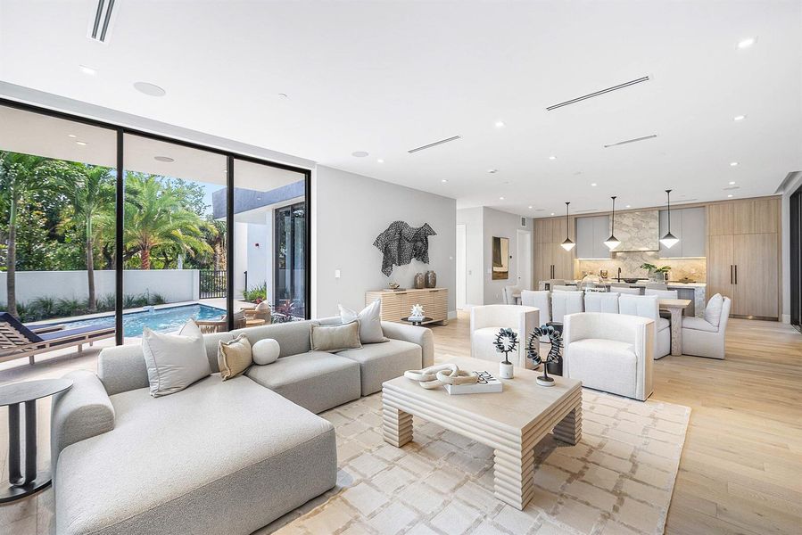 013-810AndrewsAvenue-DelrayBeach-FL-3348