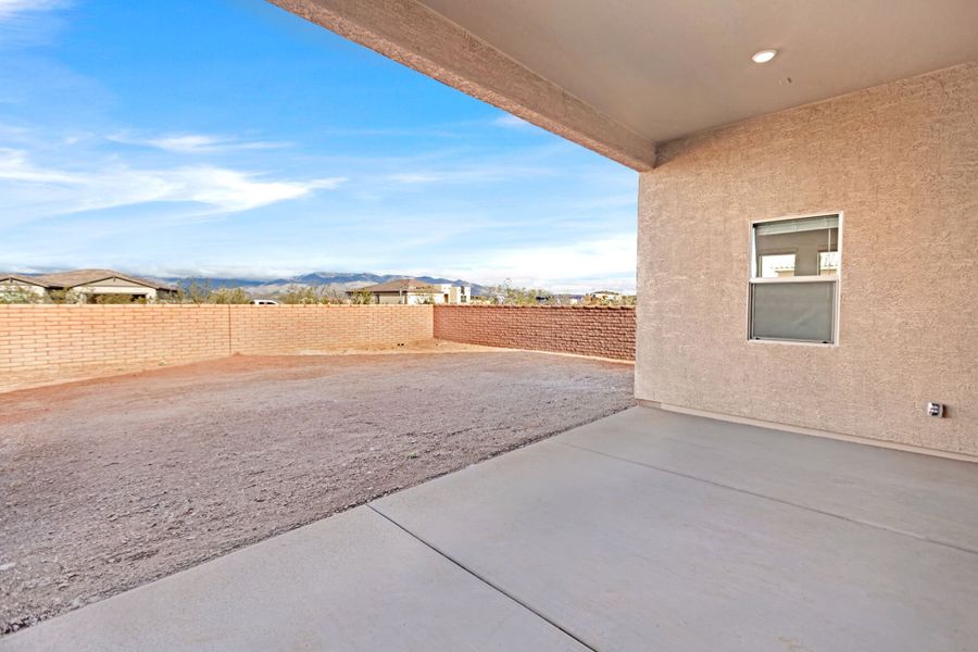 Exterior details and patio area of a home in Mountain View Ranch, Vail (Image 3).