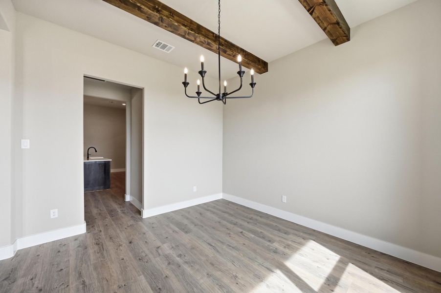 Spacious, unfurnished interior of a new home in Rocky Top Ranch, Reno (Image 17). Spacious, unfurnished interior of a new home in Rocky Top Ranch, Reno (Image 17).