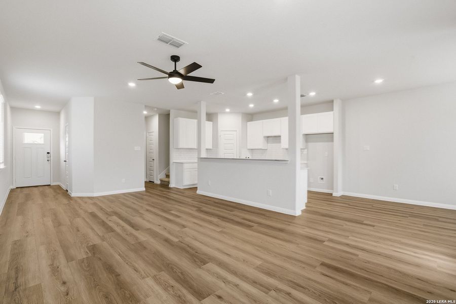 Spacious, unfurnished interior of a new home in Melissa Ranch, San Antonio (Image 49). Spacious, unfurnished interior of a new home in Melissa Ranch, San Antonio (Image 49).