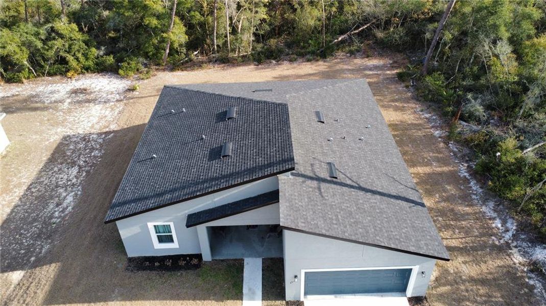 Exterior details and patio area of a home in , Ocala (Image 3).