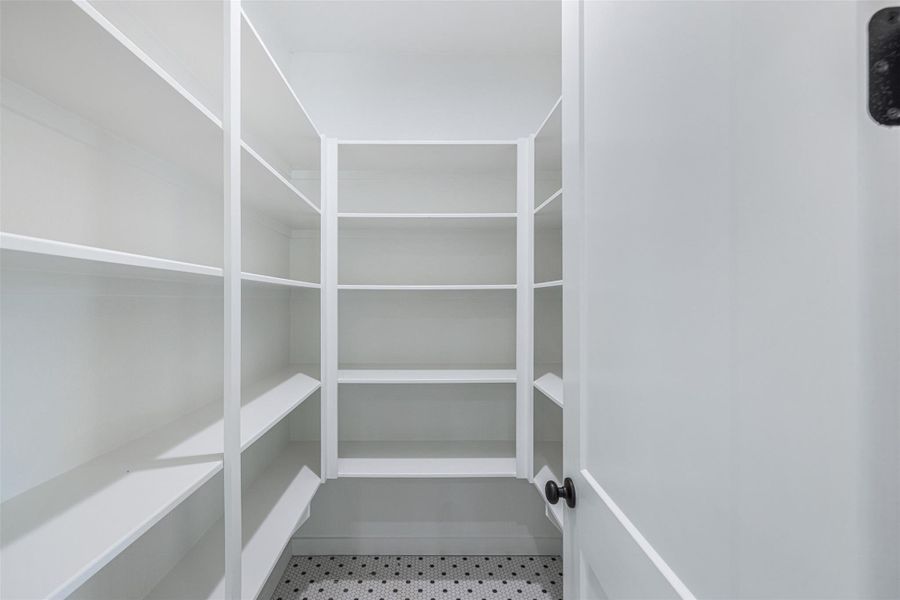 Spacious, unfurnished interior of a new home in , Bryan (Image 11).