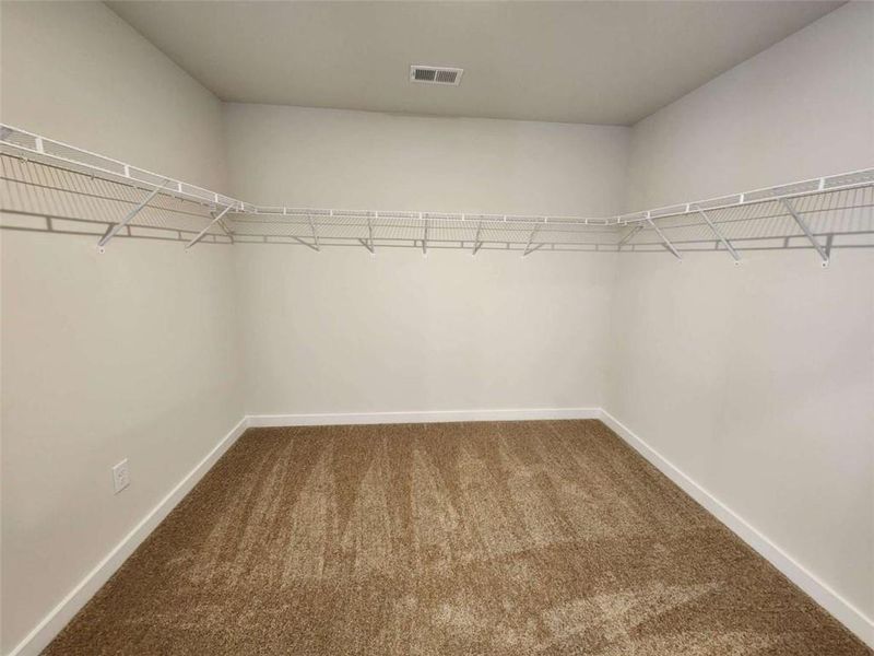 Spacious, unfurnished interior of a new home in Southern Hills, McDonough (Image 36).