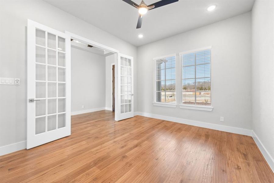 Spacious, unfurnished interior of a new home in King Crossing Estates, Van Alstyne (Image 16). Spacious, unfurnished interior of a new home in King Crossing Estates, Van Alstyne (Image 16).