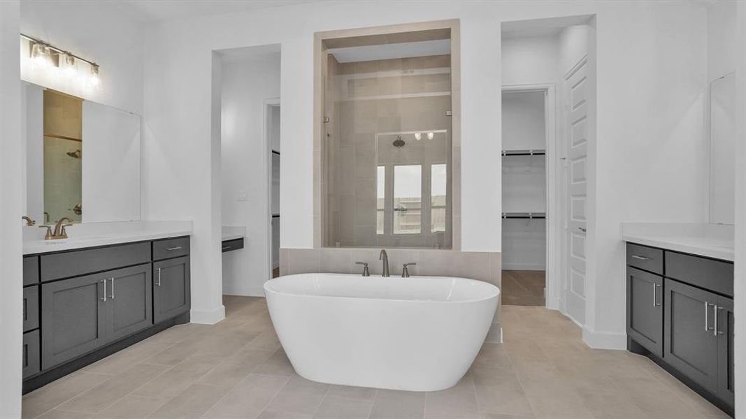 Furnished interior view inside a new home in Valencia 70', Manvel (Image 8).