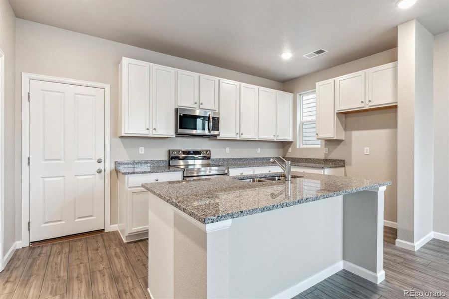 Furnished interior view inside a new home in Pintail Commons at Johnstown Village, Johnstown (Image 8).