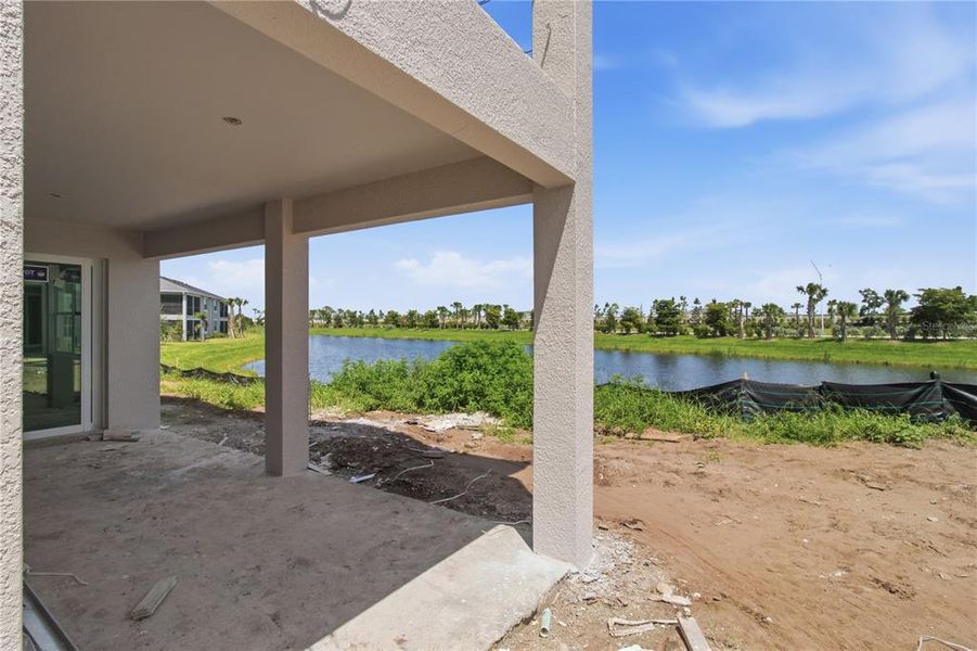 Exterior details and patio area of a home in , Lakewood Ranch (Image 24).