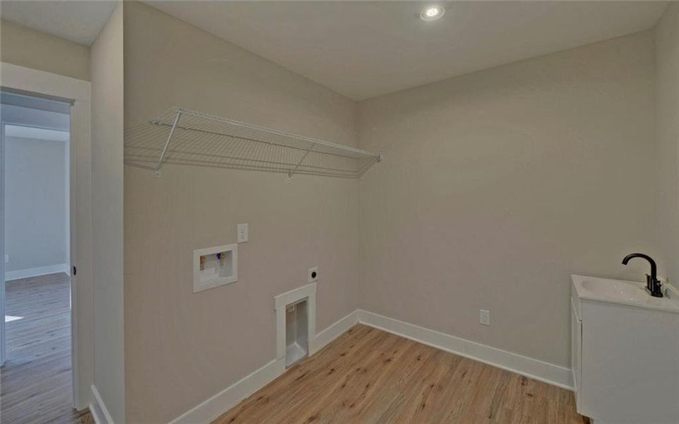 Spacious, unfurnished interior of a new home in , Lavonia (Image 41). Spacious, unfurnished interior of a new home in , Lavonia (Image 41).