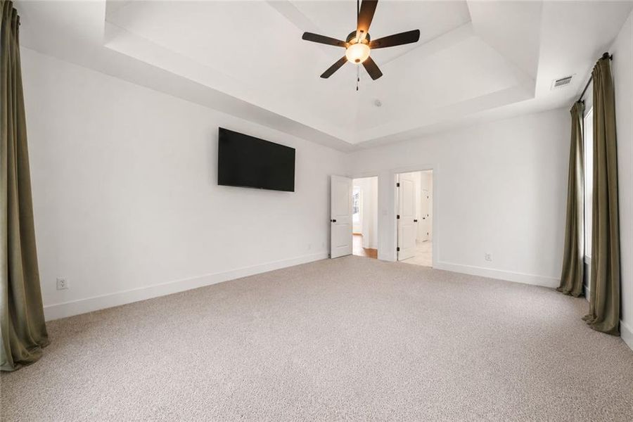 Spacious, unfurnished interior of a new home in , Cartersville (Image 27). Spacious, unfurnished interior of a new home in , Cartersville (Image 27).