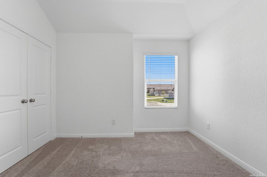 Spacious, unfurnished interior of a new home in Guadalupe Heights, Seguin (Image 32).