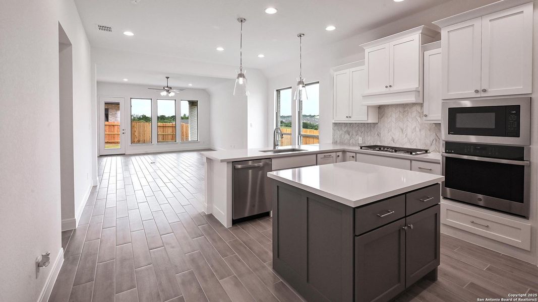 Furnished interior view inside a new home in Homestead 55', Cibolo (Image 13). Furnished interior view inside a new home in Homestead 55', Cibolo (Image 13).