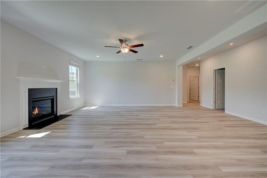 Spacious, unfurnished interior of a new home in Grandview at Millers Mill, Stockbridge (Image 34).