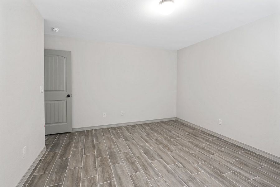 Representative unfurnished interior of a home built from the Rose- 1941SSC by Saratoga Homes in Paseo Del Este, El Paso (Image 32).