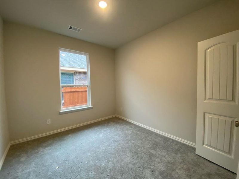 Spacious, unfurnished interior of a new home in Morningstar, Aledo (Image 11).