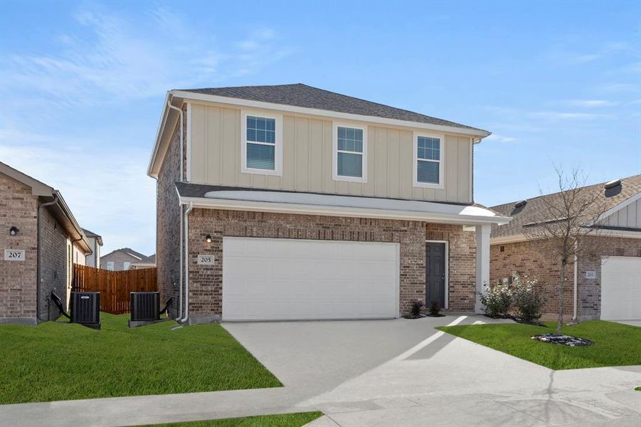 03. 205 Connecticut - Front (3)