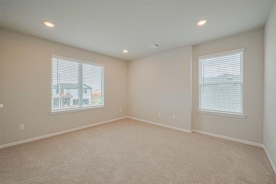 Image 34 of a home in Sunterra.