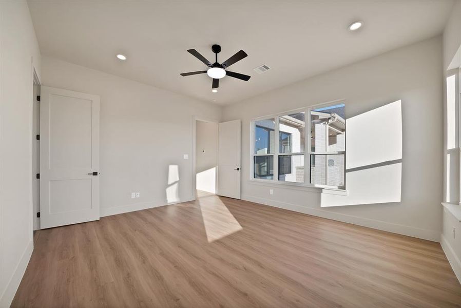 Spacious, unfurnished interior of a new home in , Weatherford (Image 32). Spacious, unfurnished interior of a new home in , Weatherford (Image 32).