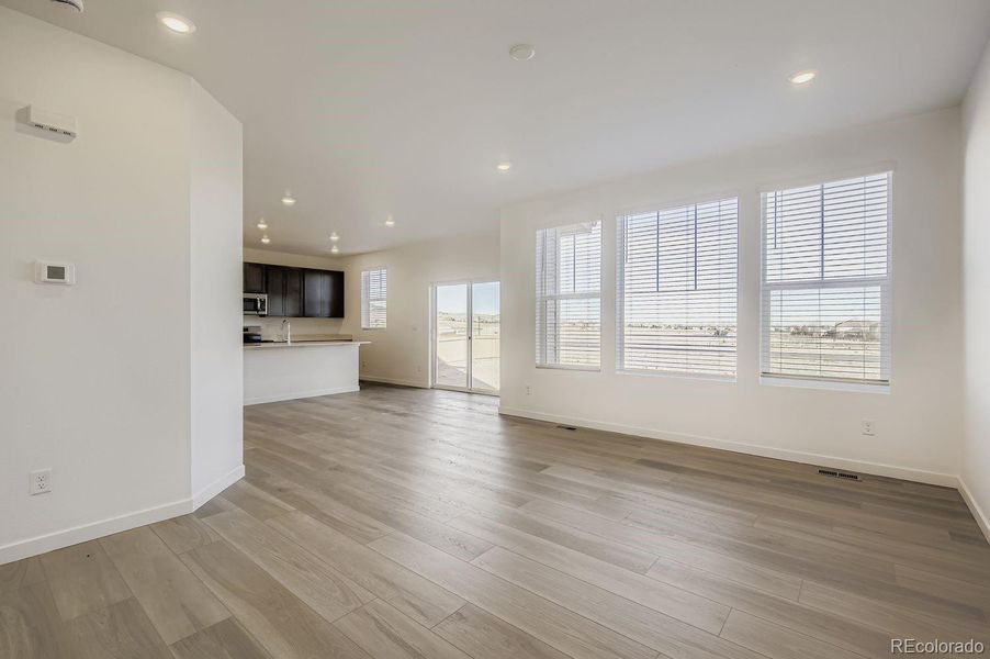 Spacious, unfurnished interior of a new home in Riano Ridge, Loveland (Image 11). Spacious, unfurnished interior of a new home in Riano Ridge, Loveland (Image 11).