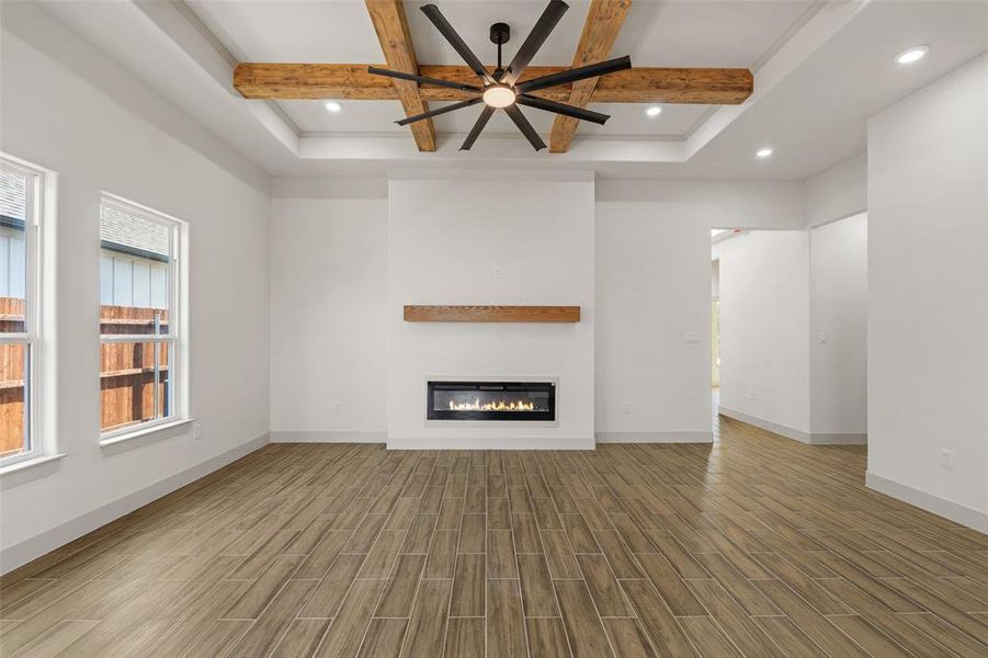 Spacious, unfurnished interior of a new home in , Granbury (Image 17). Spacious, unfurnished interior of a new home in , Granbury (Image 17).