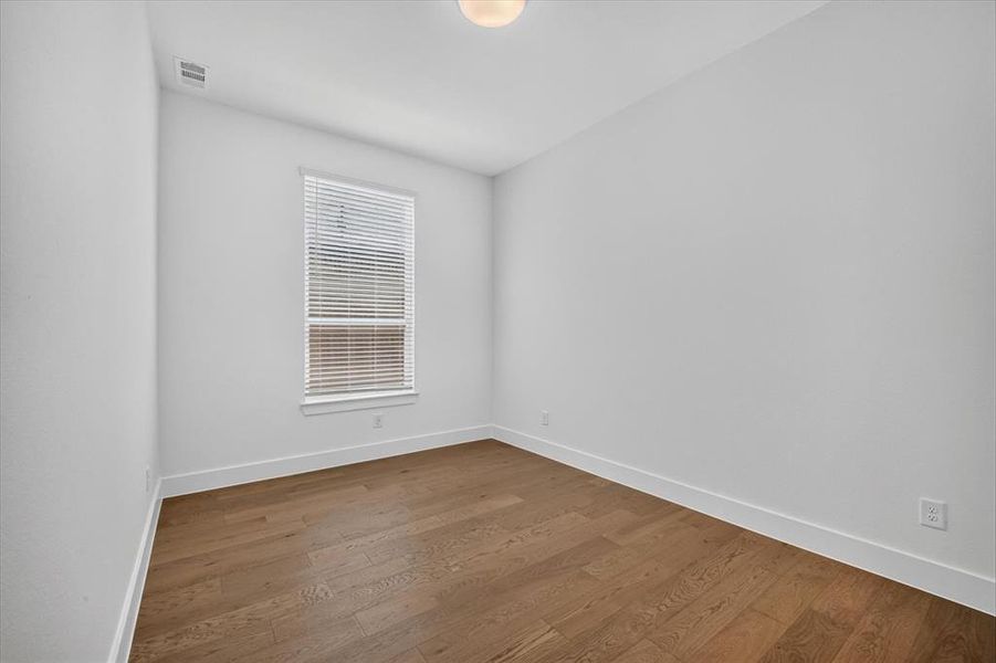 Spacious, unfurnished interior of a new home in Sandbrock Ranch, Aubrey (Image 13). Spacious, unfurnished interior of a new home in Sandbrock Ranch, Aubrey (Image 13).