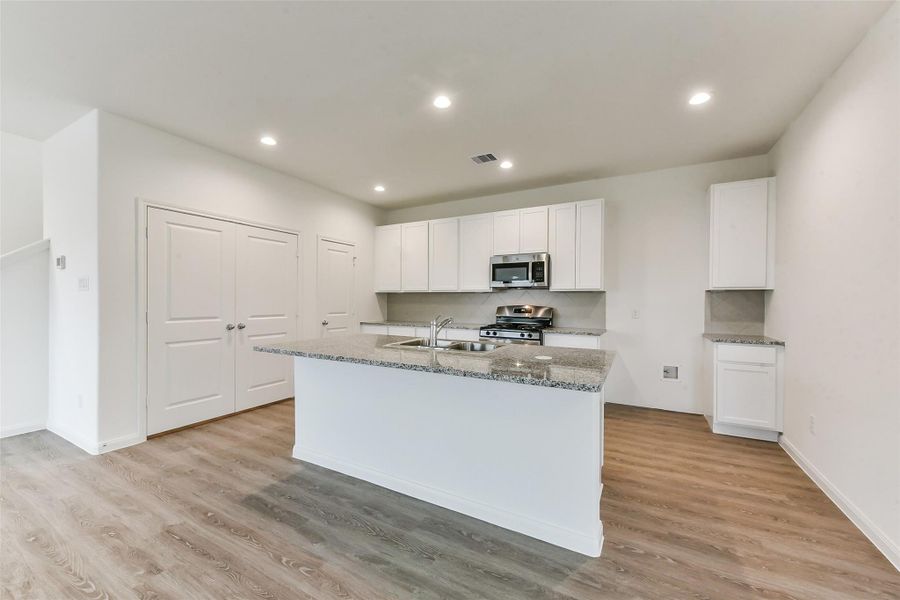 Furnished interior view inside a new home in King Oaks Village, Baytown (Image 6).