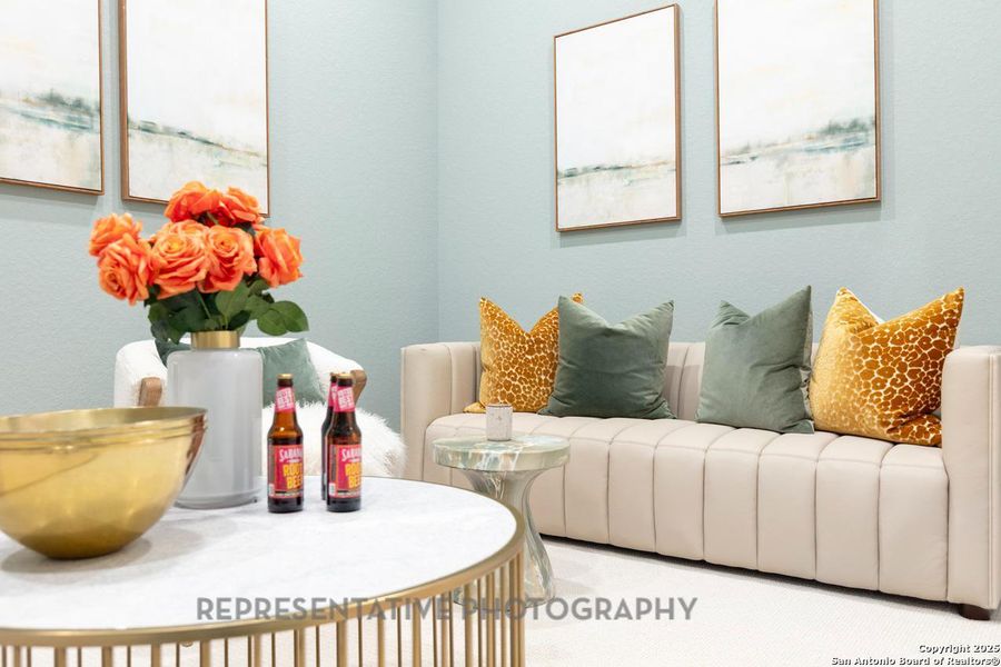 Image 39 of a home in Mont Blanc. Image 39 of a home in Mont Blanc.