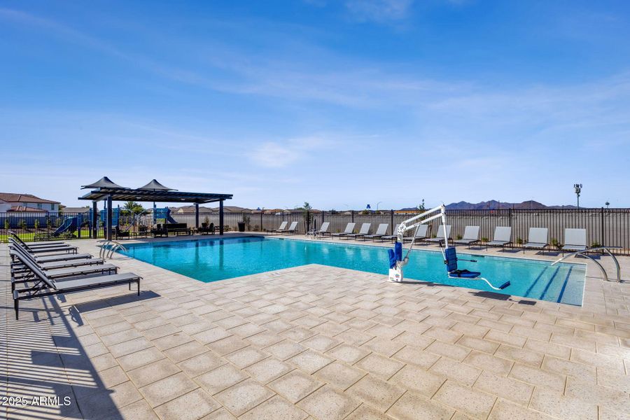 216-web-or-mls- 216-web-or-mls-