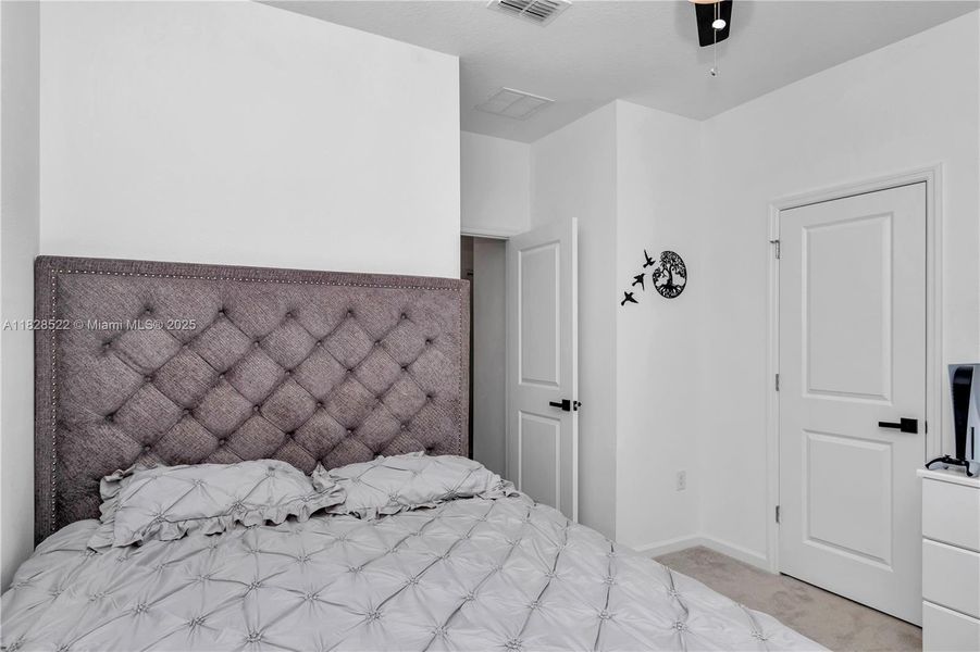 Furnished interior view inside a new home in Country Lane Estates, Williston (Image 25). Furnished interior view inside a new home in Country Lane Estates, Williston (Image 25).