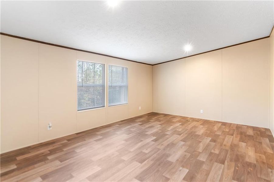 Spacious, unfurnished interior of a new home in , Talking Rock (Image 34).