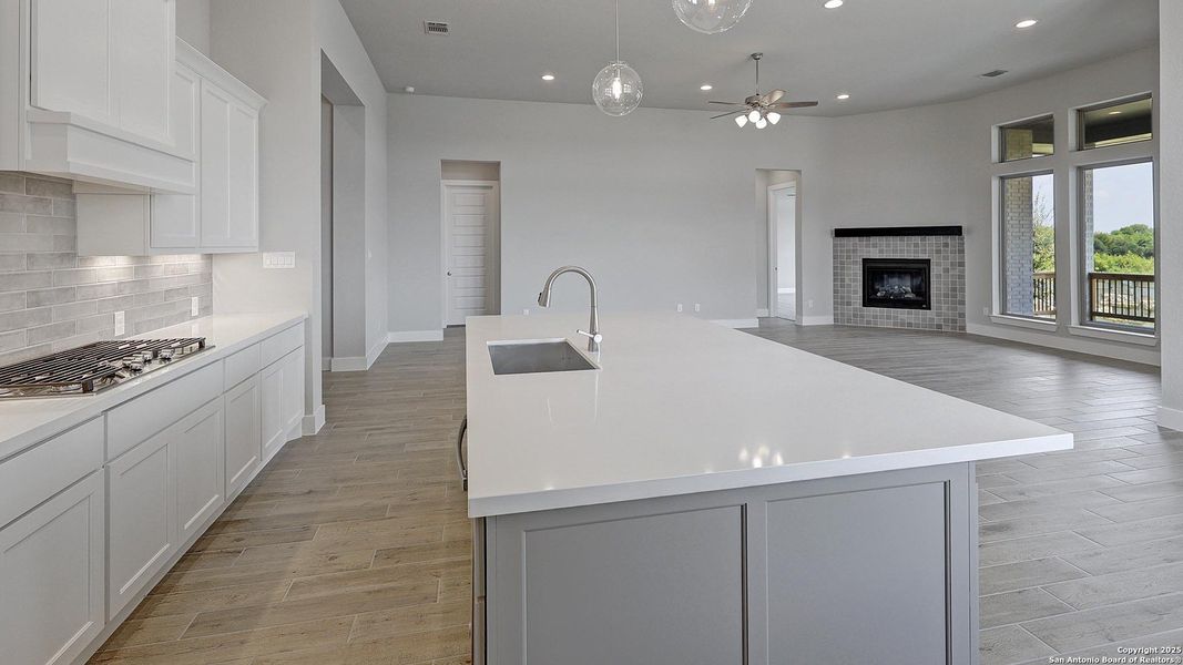 Furnished interior view inside a new home in Haby Hill 60', San Antonio (Image 7).