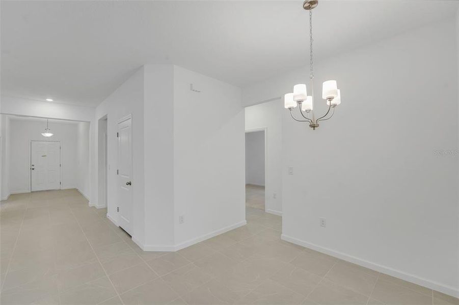 Spacious, unfurnished interior of a new home in Cypress Park Estates, Haines City (Image 39).