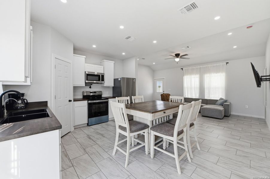 Furnished interior view inside a new home in , Hondo (Image 26). Furnished interior view inside a new home in , Hondo (Image 26).