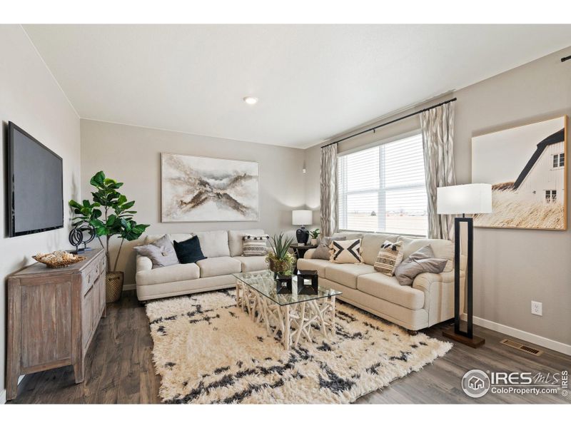 Furnished interior view inside a new home in Vista Meadows, Fort Lupton (Image 7).
