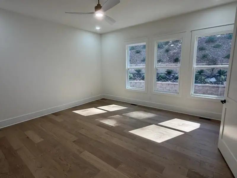 Spacious, unfurnished interior of a new home in , Hoschton (Image 28).