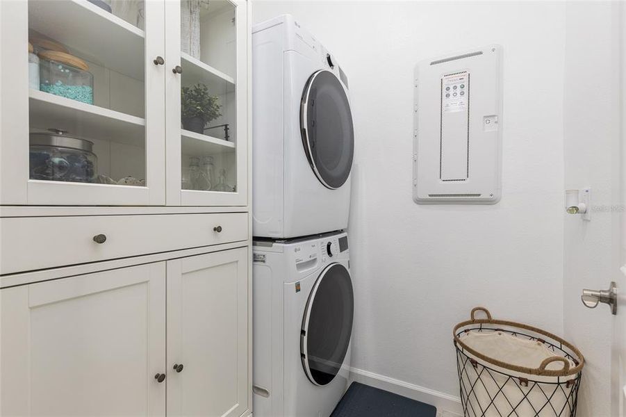 Furnished interior view inside a new home in Hickory Grove, Winter Springs (Image 39).
