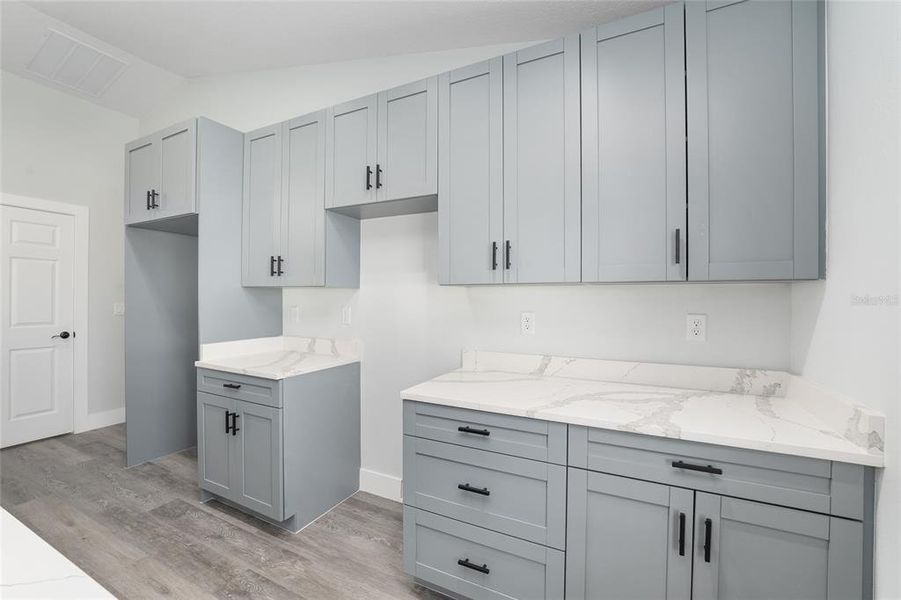 Furnished interior view inside a new home in , Dunnellon (Image 13).