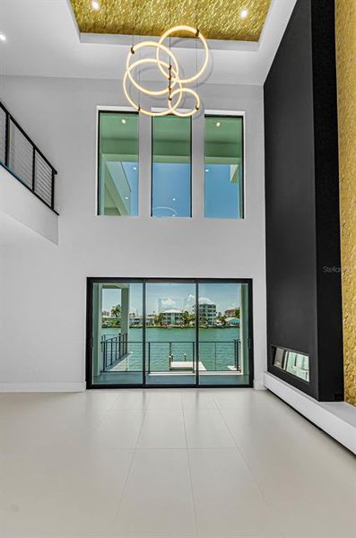 Spacious, unfurnished interior of a new home in , Treasure Island (Image 77).