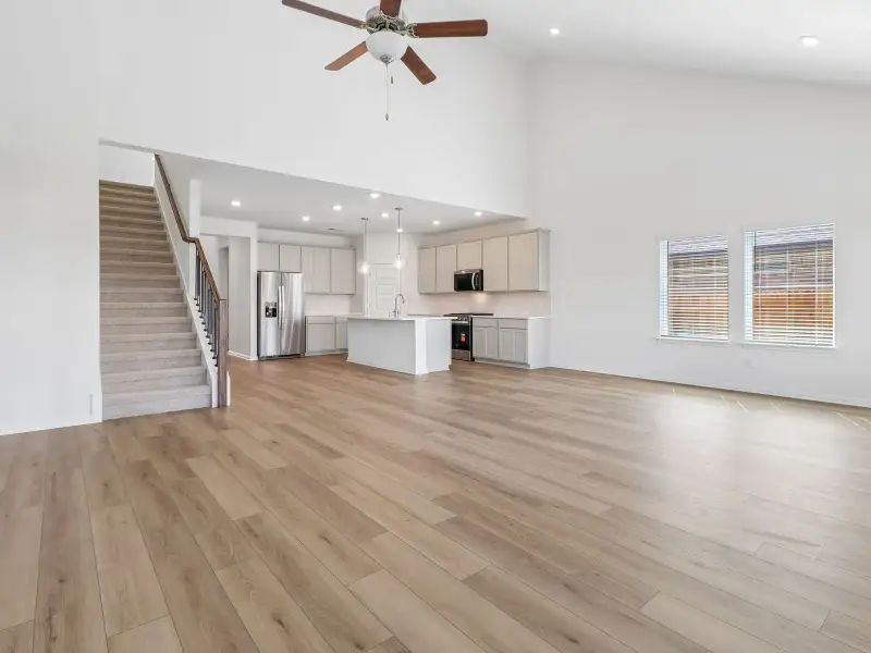 Spacious, unfurnished interior of a new home in Colony at Cole Springs - Boulevard Collection, Buda (Image 11).